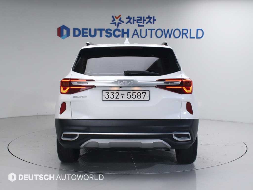 KIA Seltos - Vista 4