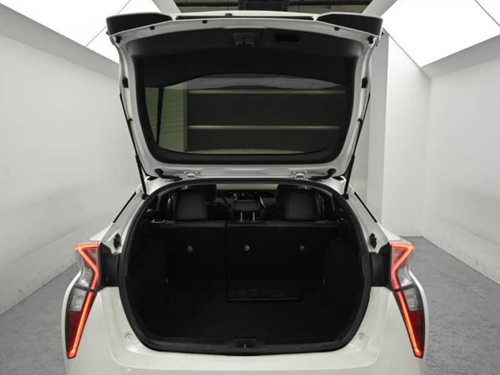 Toyota Prius 2017 Blanco - Importación desde Corea - HF Imports Iquique - Foto 19