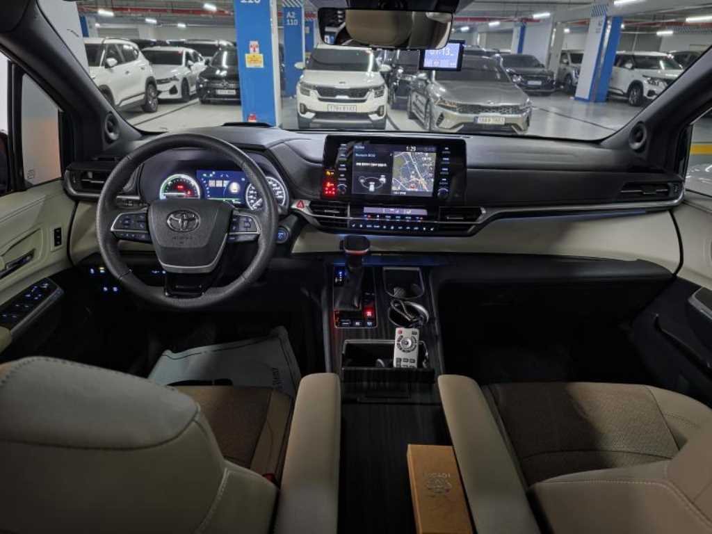 Toyota Siena - Vista 6