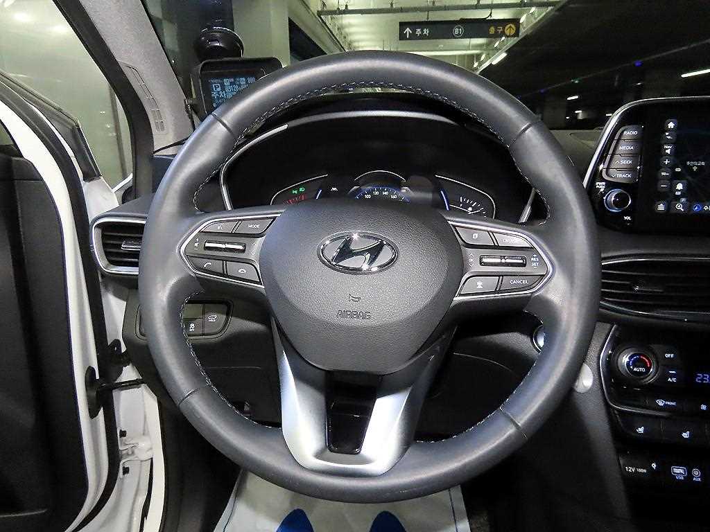 HYUNDAI Santa Fe - Vista 8