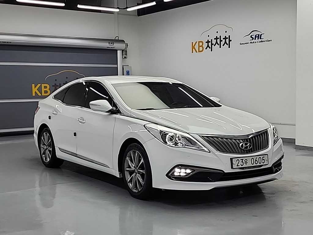 HYUNDAI Grandeur - Vista 4