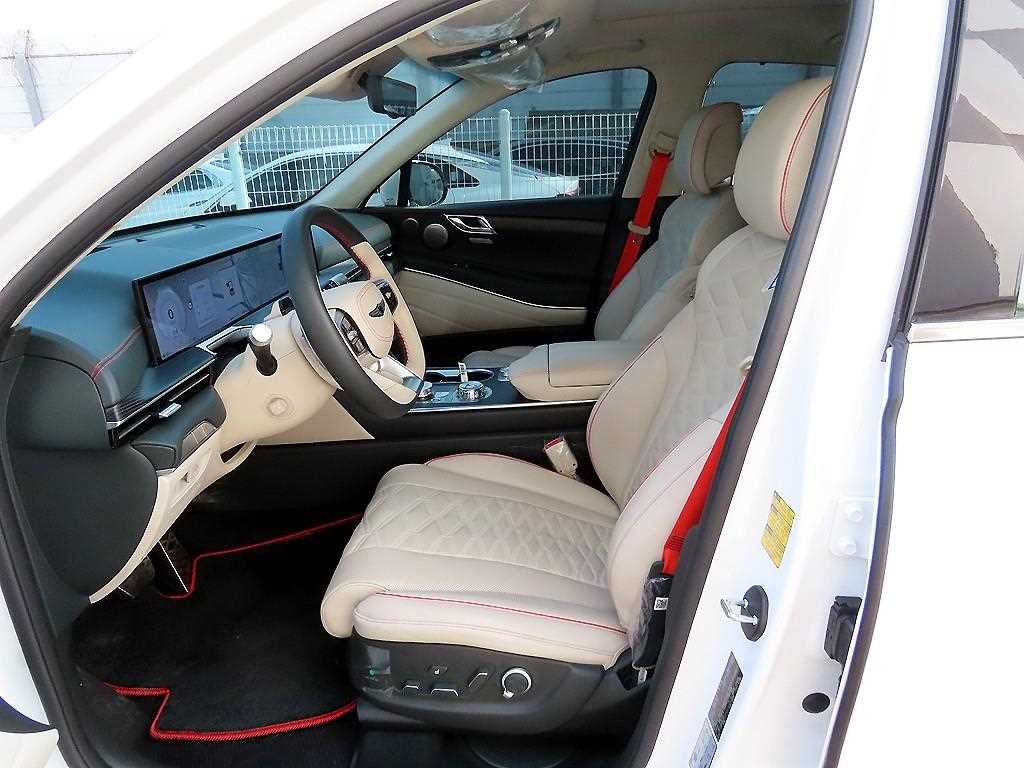 Genesis GV80 - Vista 5