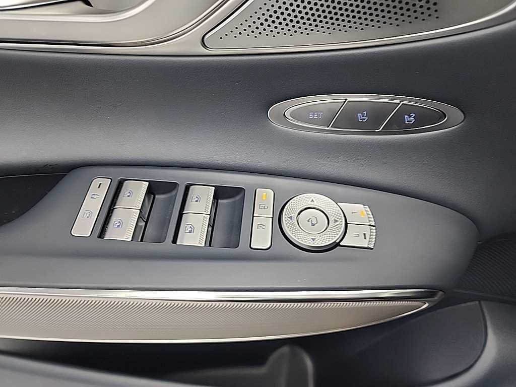 Genesis GV70 2025 Negro - Importación desde Corea - HF Imports Iquique - Foto 18