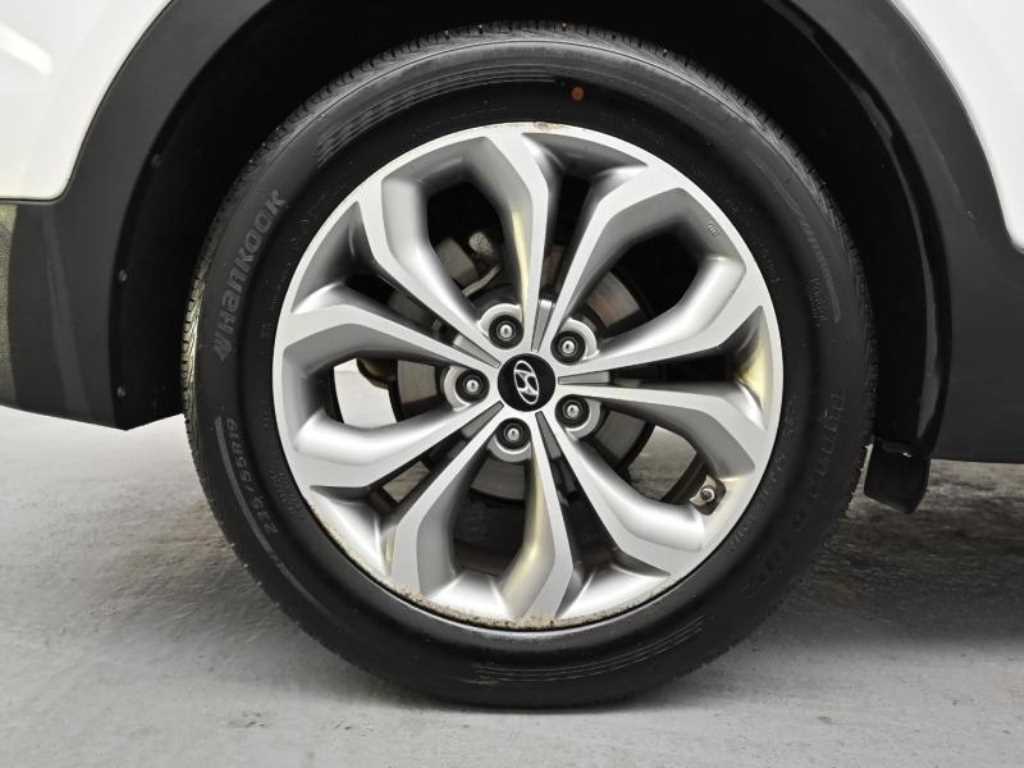 HYUNDAI Santa Fe - Vista 5
