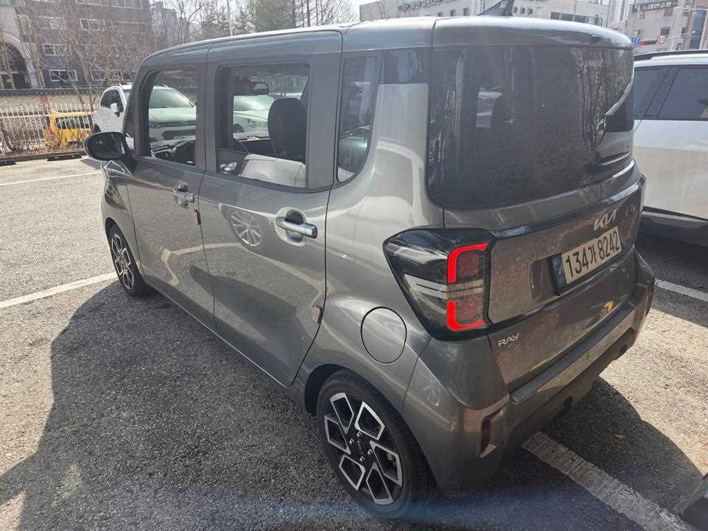 KIA Ray - Vista 5