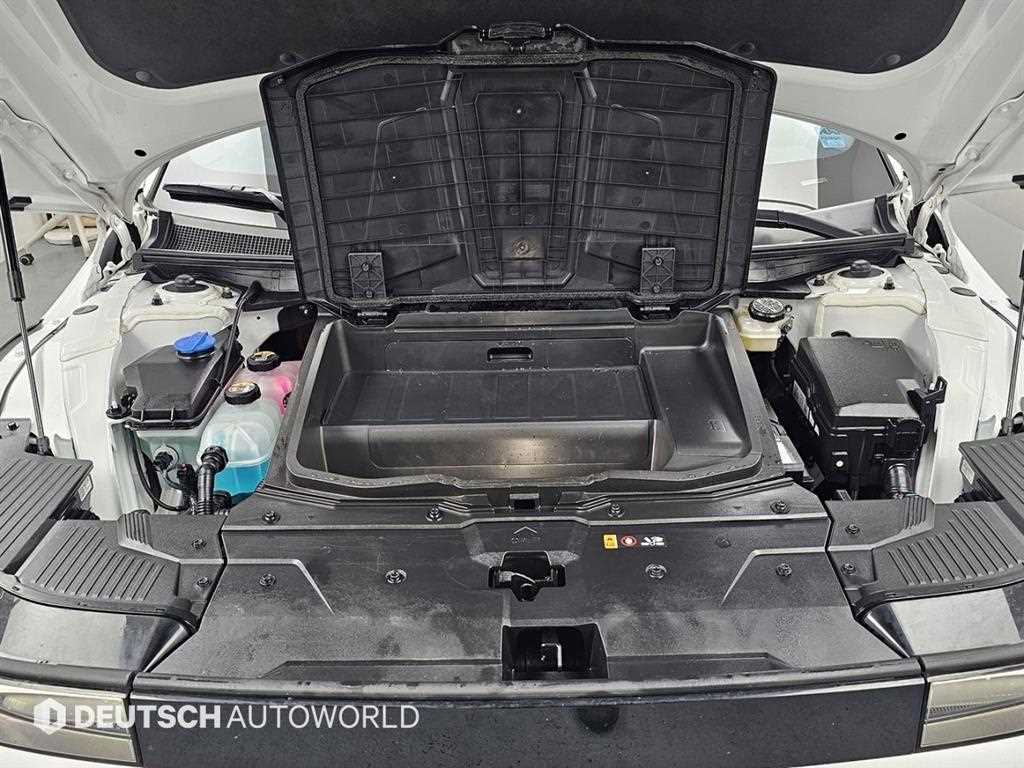 HYUNDAI Ioniq 5 - Vista 5