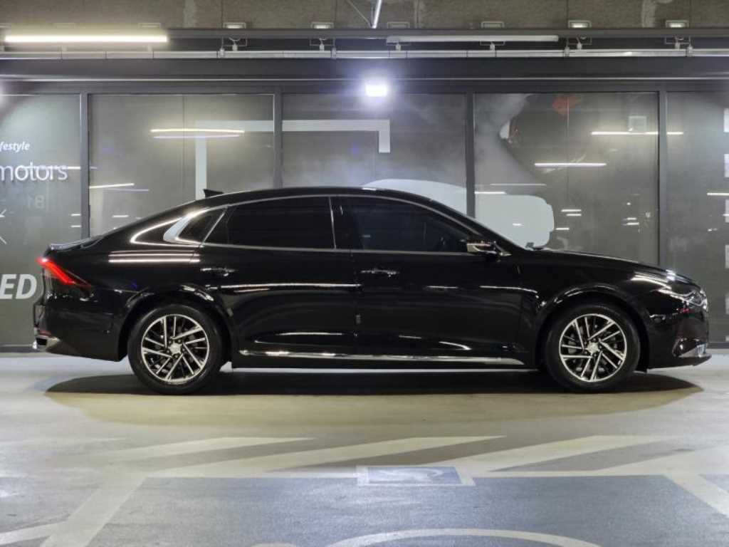 HYUNDAI Grandeur - Vista 3