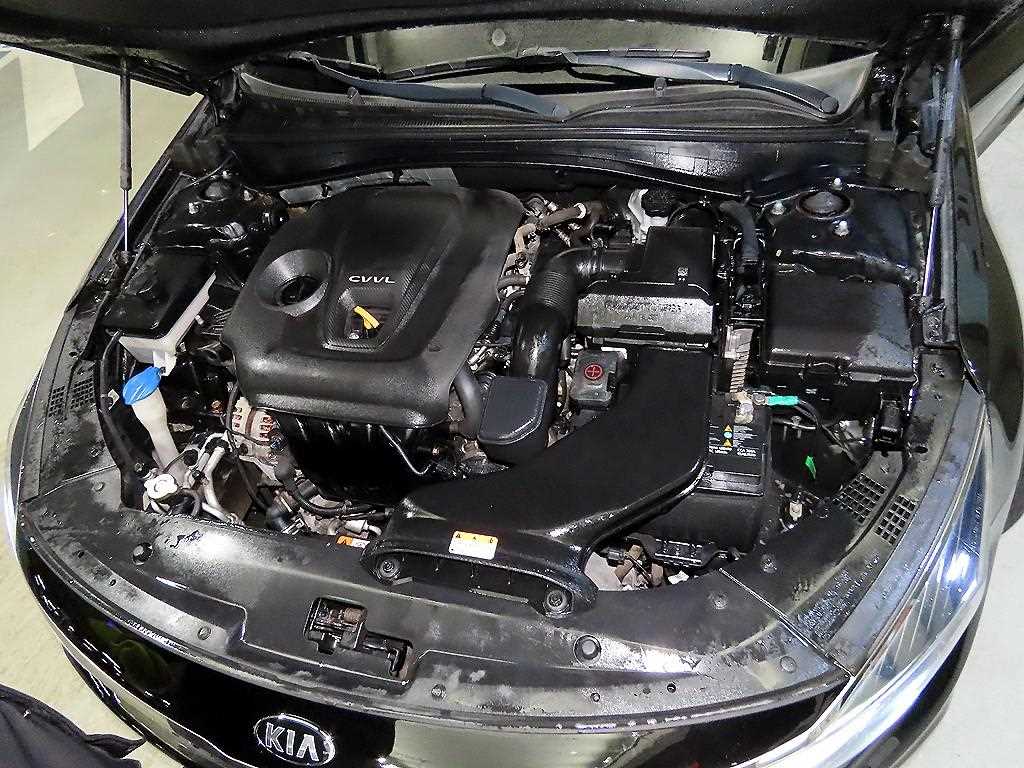 KIA K5 2019 Negro - Importación desde Corea - HF Imports Iquique - Foto 19