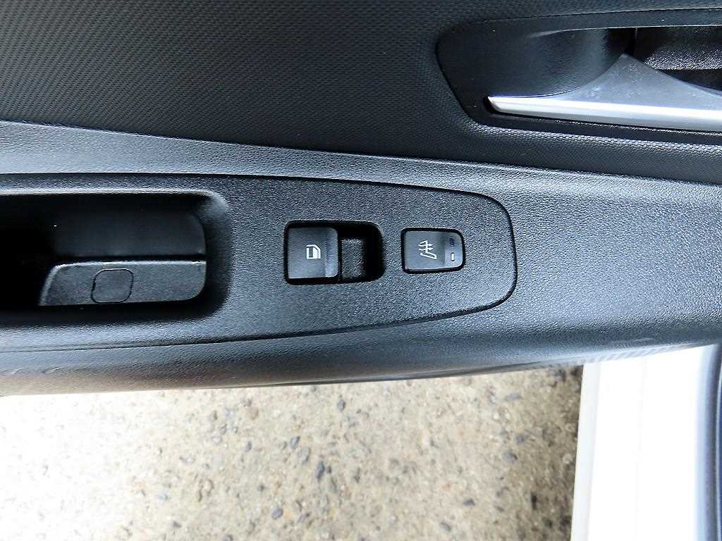 HYUNDAI Avante 2023 Blanco - Importación desde Corea - HF Imports Iquique - Foto 16