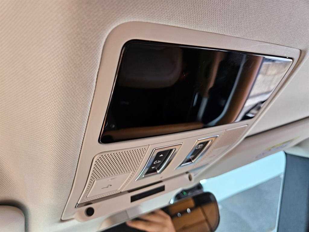 Land Rover Defender 2023 Blanco - Importación desde Corea - HF Imports Iquique - Foto 16