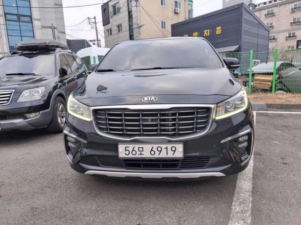 KIA Carnival 2019 - Importación desde Corea - HF Imports Iquique - Foto 1