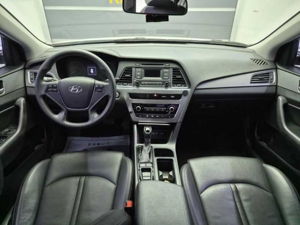 HYUNDAI Sonata - Vista 7