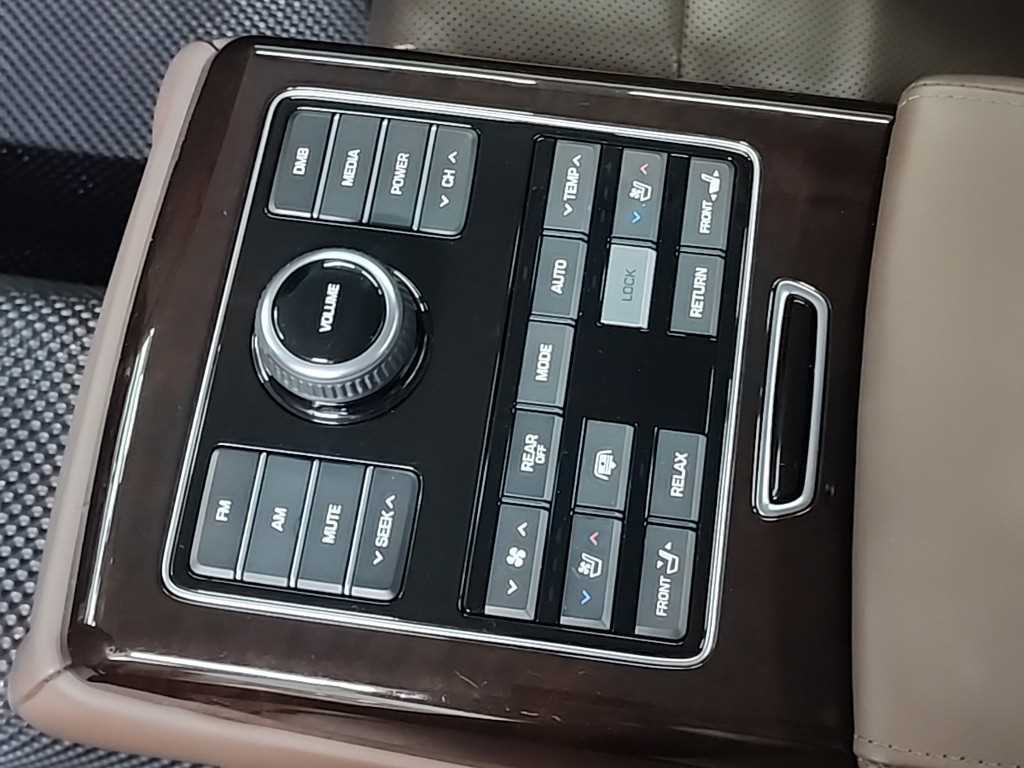 HYUNDAI Equus 2015 Negro - Importación desde Corea - HF Imports Iquique - Foto 15