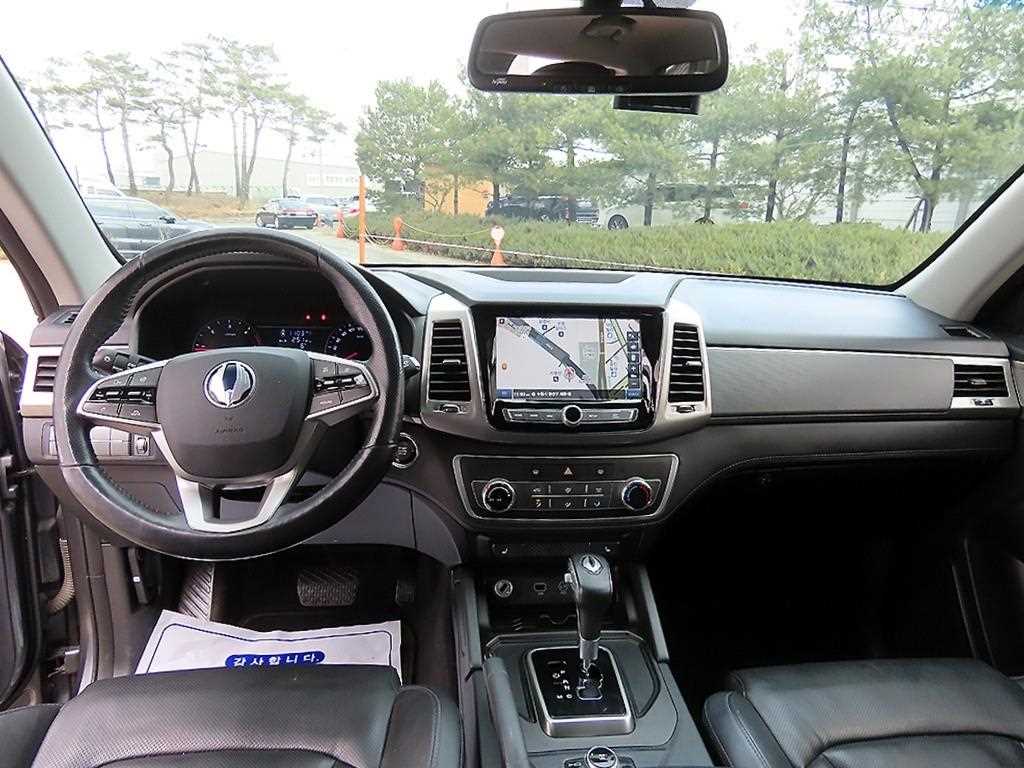 Ssangyong Rexton - Vista 7