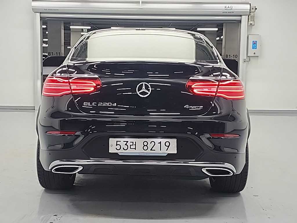 Mercedes Benz GLC Class - Vista 3