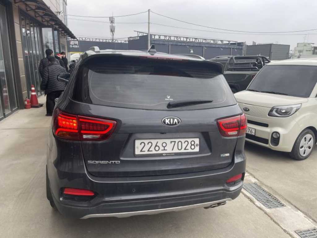 KIA Sorento - Vista 4