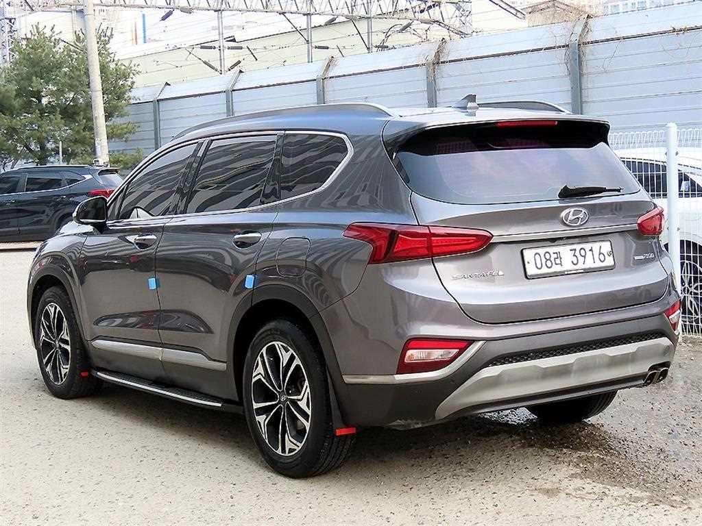 HYUNDAI Santa Fe - Vista 3