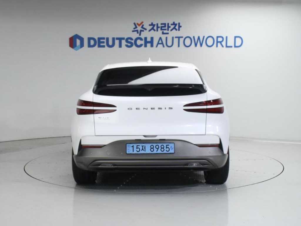 Genesis GV60 - Vista 4