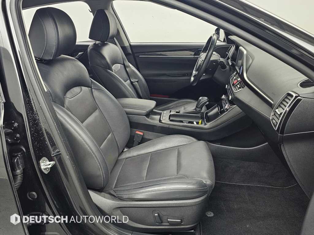 HYUNDAI Grandeur - Vista 10