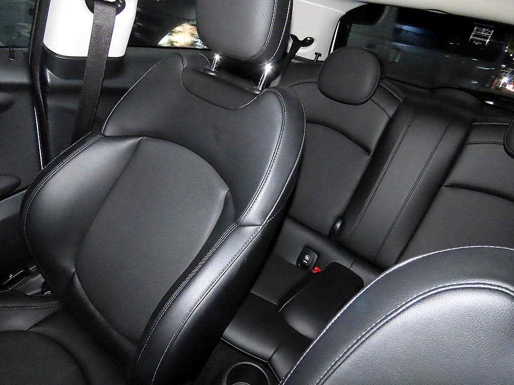 Mini Cooper - Vista 7