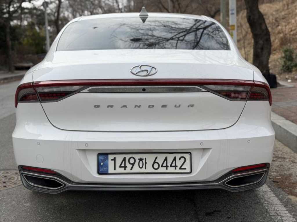 HYUNDAI Grandeur - Vista 4