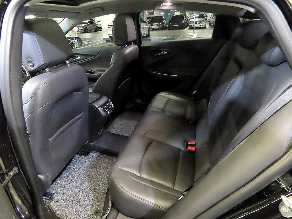 Chevrolet Malibu - Vista 7