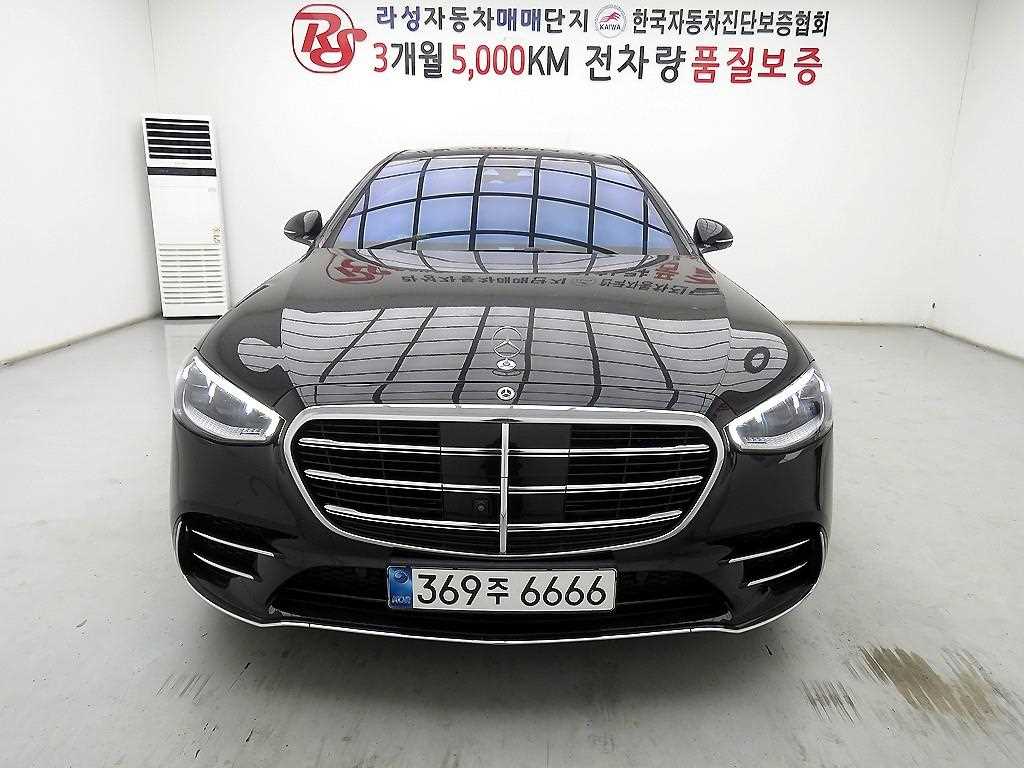 Mercedes Benz S Class 2023 Negro - Importación desde Corea - HF Imports Iquique - Foto 1