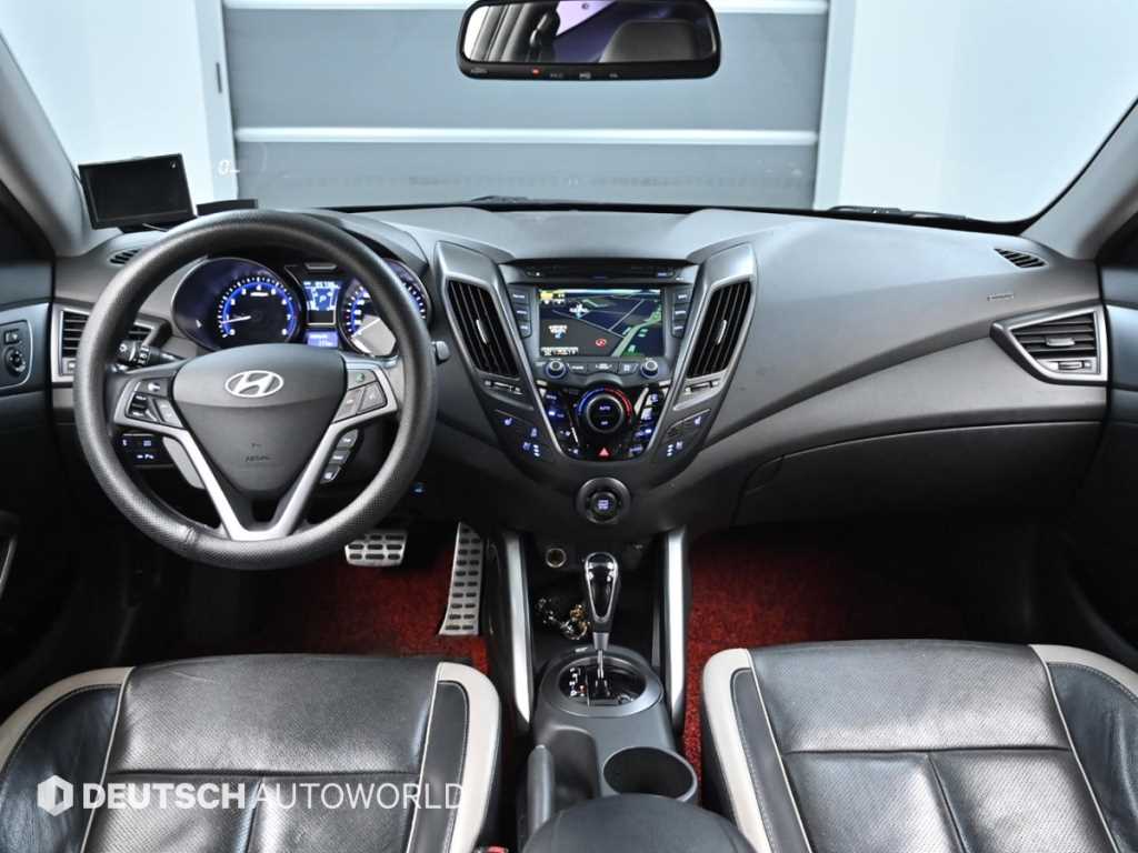 HYUNDAI Veloster - Vista 7