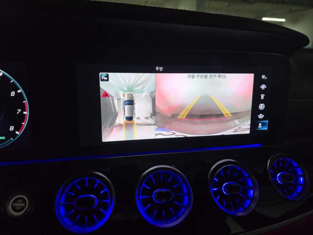 Mercedes Benz AMG GT - Vista 10