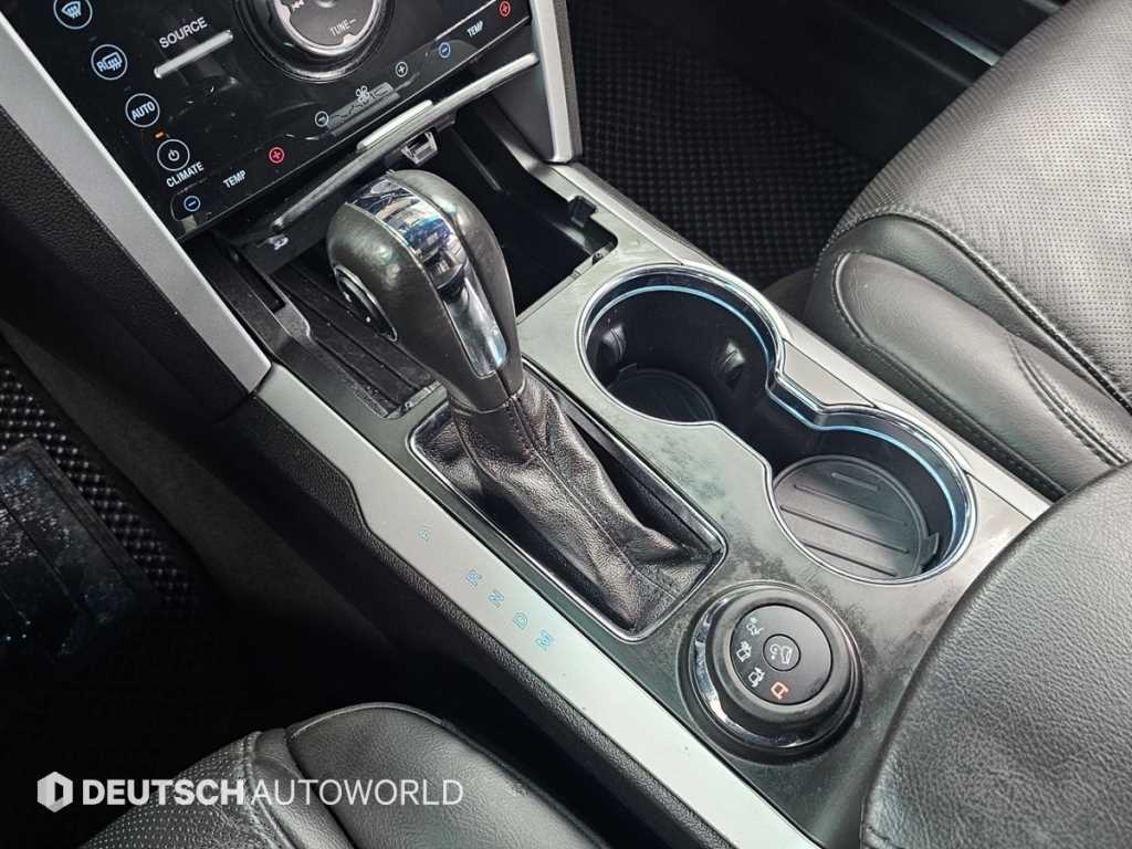 Ford Explorer - Vista 9