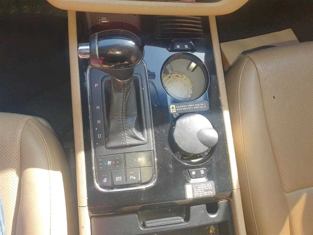 KIA Carnival 2016 Negro - Importación desde Corea - HF Imports Iquique - Foto 17