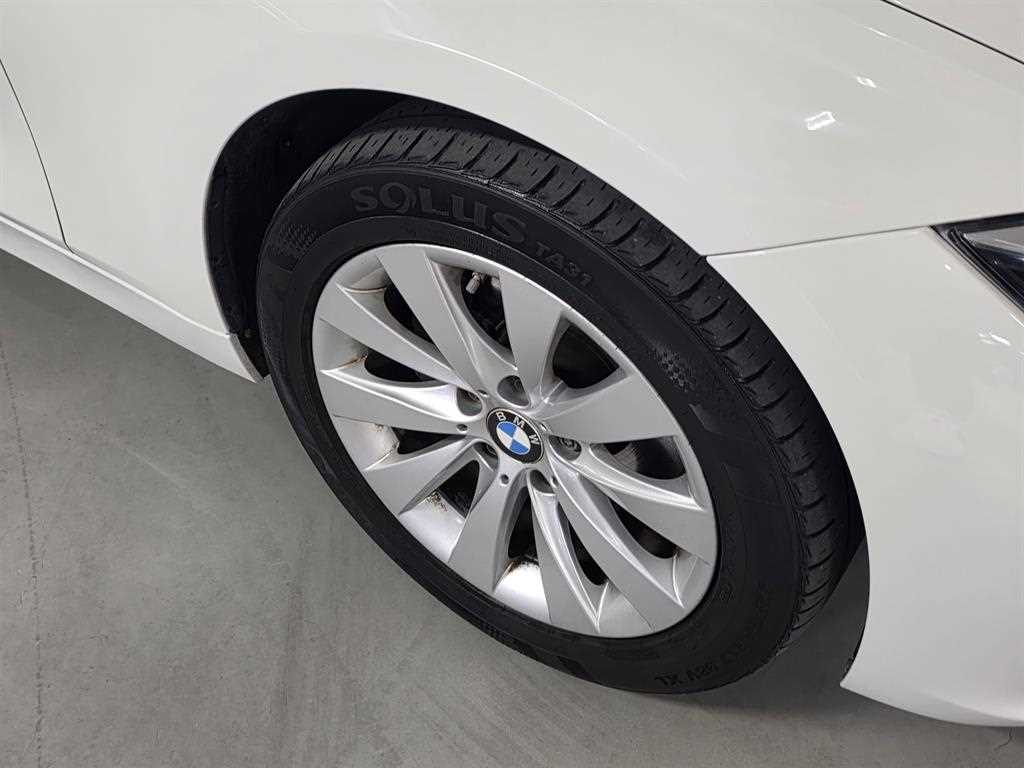 BMW 3 series - Vista 5