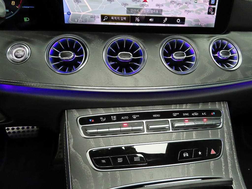 Mercedes Benz E class - Vista 11