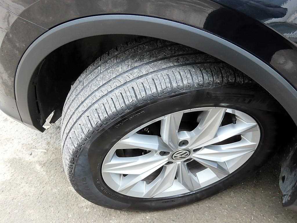 Volkswagen Tiguan 2020 Negro - Importación desde Corea - HF Imports Iquique - Foto 20