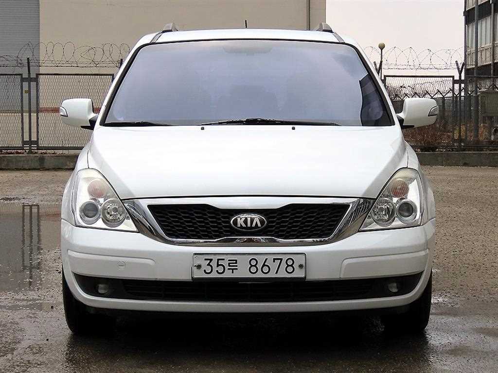 KIA Carnival 2013 the color of pearl - Importación desde Corea - HF Imports Iquique - Foto 1