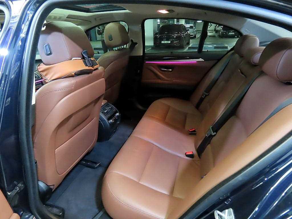 BMW 5 Series - Vista 7