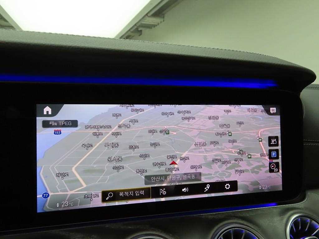 Mercedes Benz E class - Vista 9