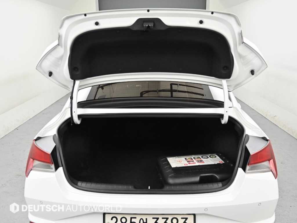 HYUNDAI Avante 2022 Blanco - Importación desde Corea - HF Imports Iquique - Foto 19