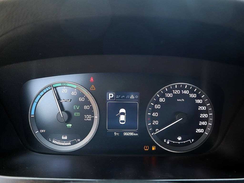 HYUNDAI Sonata - Vista 9