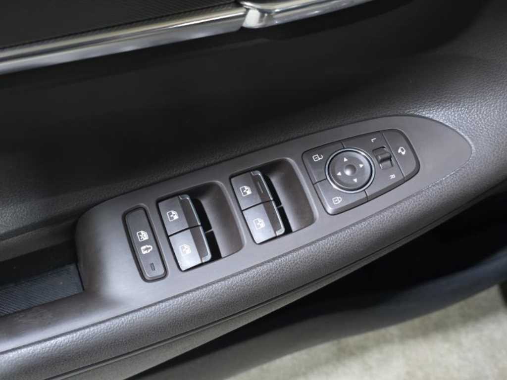 HYUNDAI Grandeur 2020 Negro - Importación desde Corea - HF Imports Iquique - Foto 13