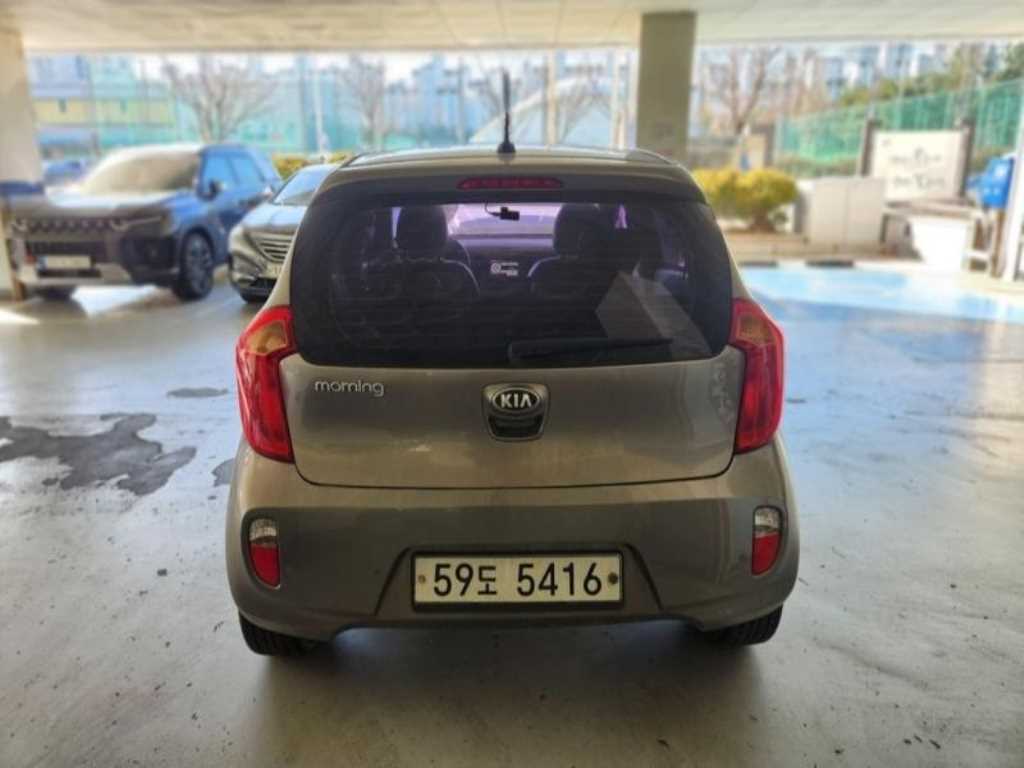 KIA Morning - Vista 2