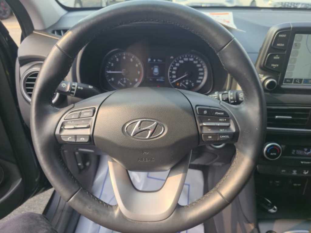 HYUNDAI Kona - Vista 12