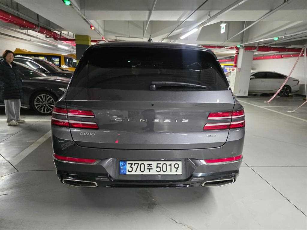 Genesis GV80 - Vista 4