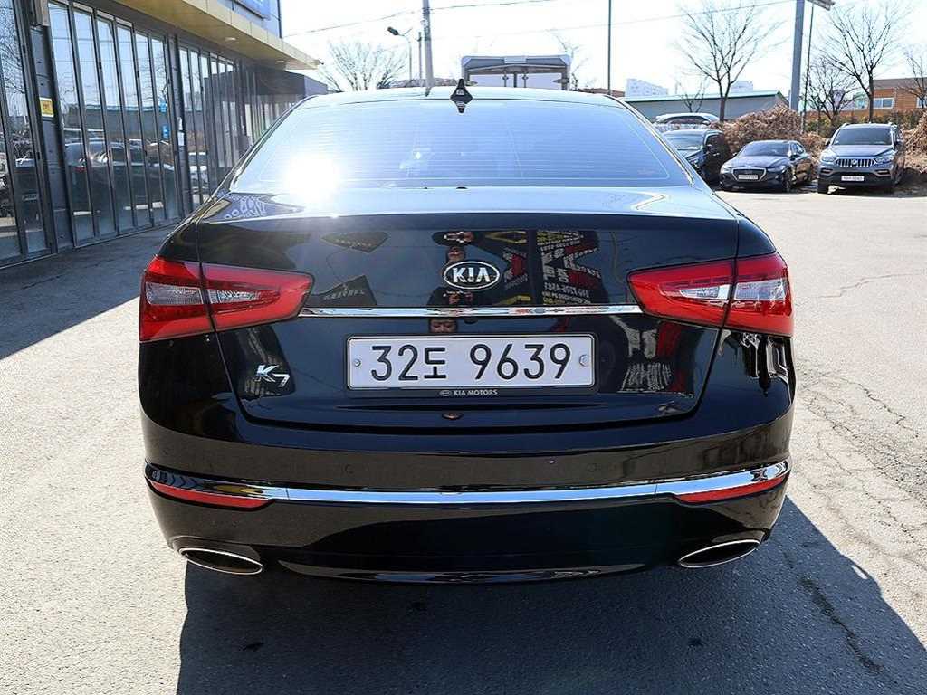 KIA K7 - Vista 4