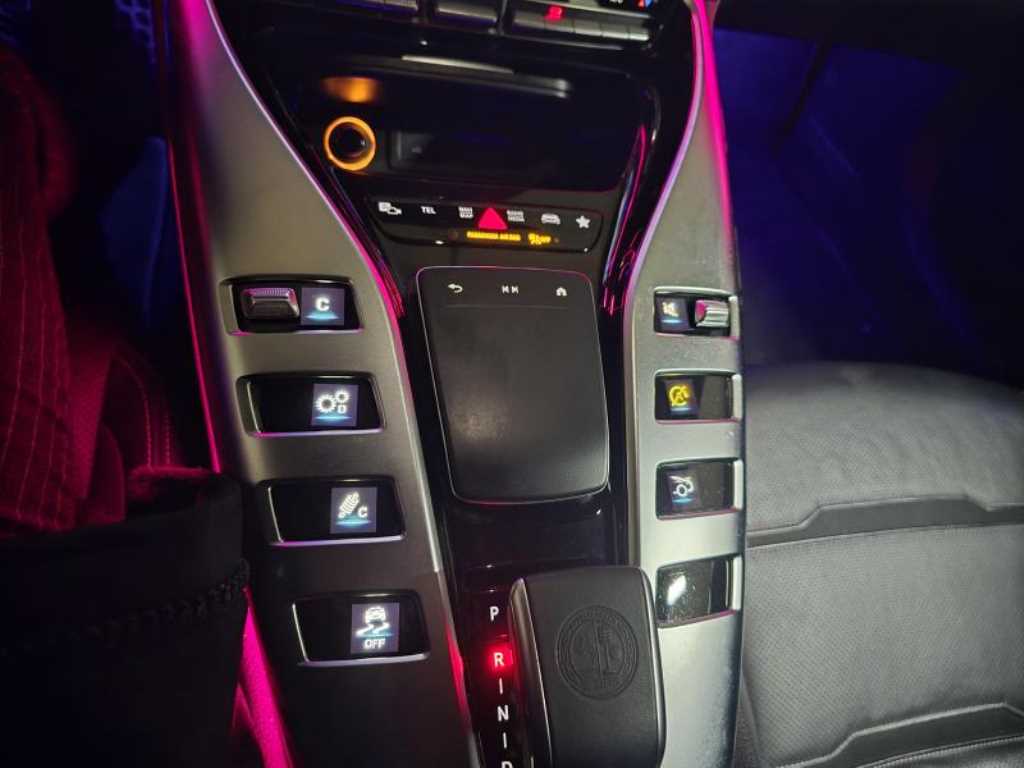 Mercedes Benz AMG GT - Vista 11