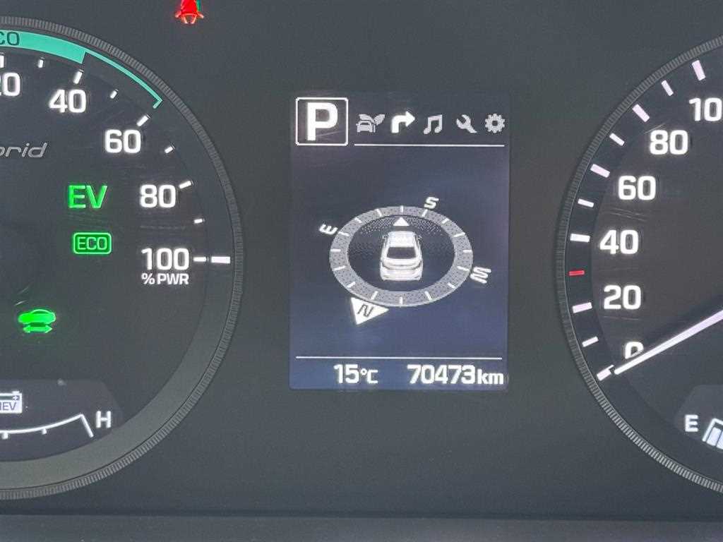 HYUNDAI Sonata - Vista 7