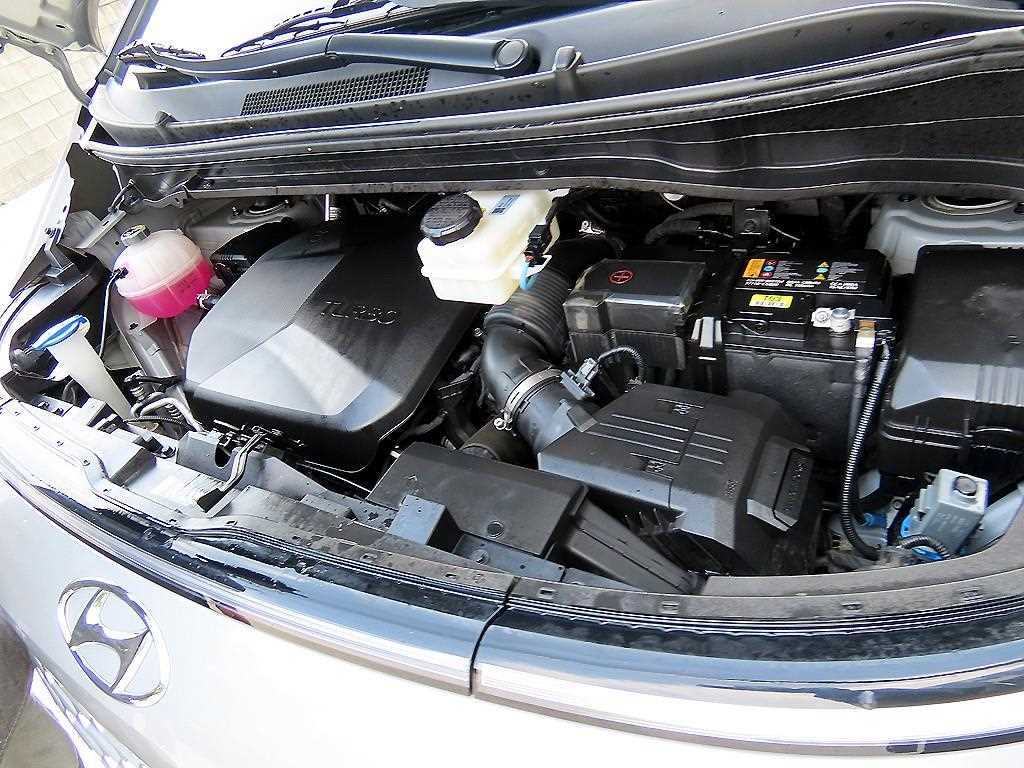 HYUNDAI Staria 2024 Plateado - Importación desde Corea - HF Imports Iquique - Foto 18