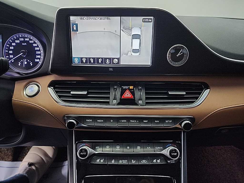 HYUNDAI Grandeur - Vista 9