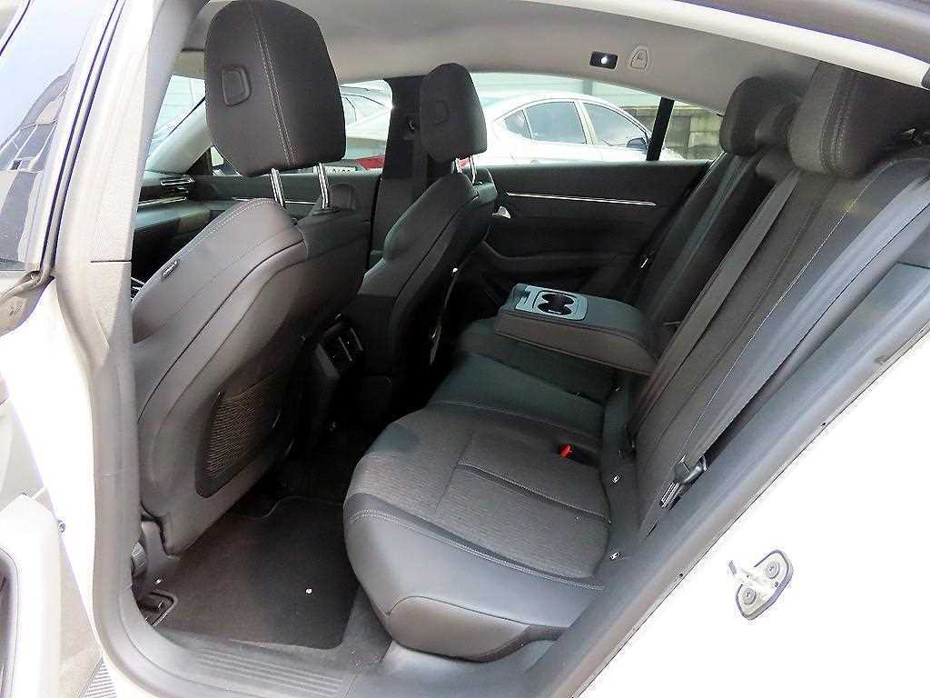 Peugeot 508 - Vista 6