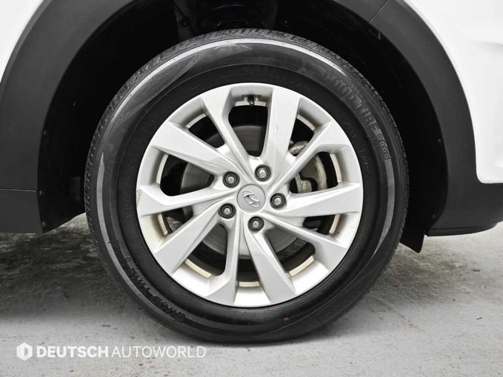 HYUNDAI Tucson - Vista 5